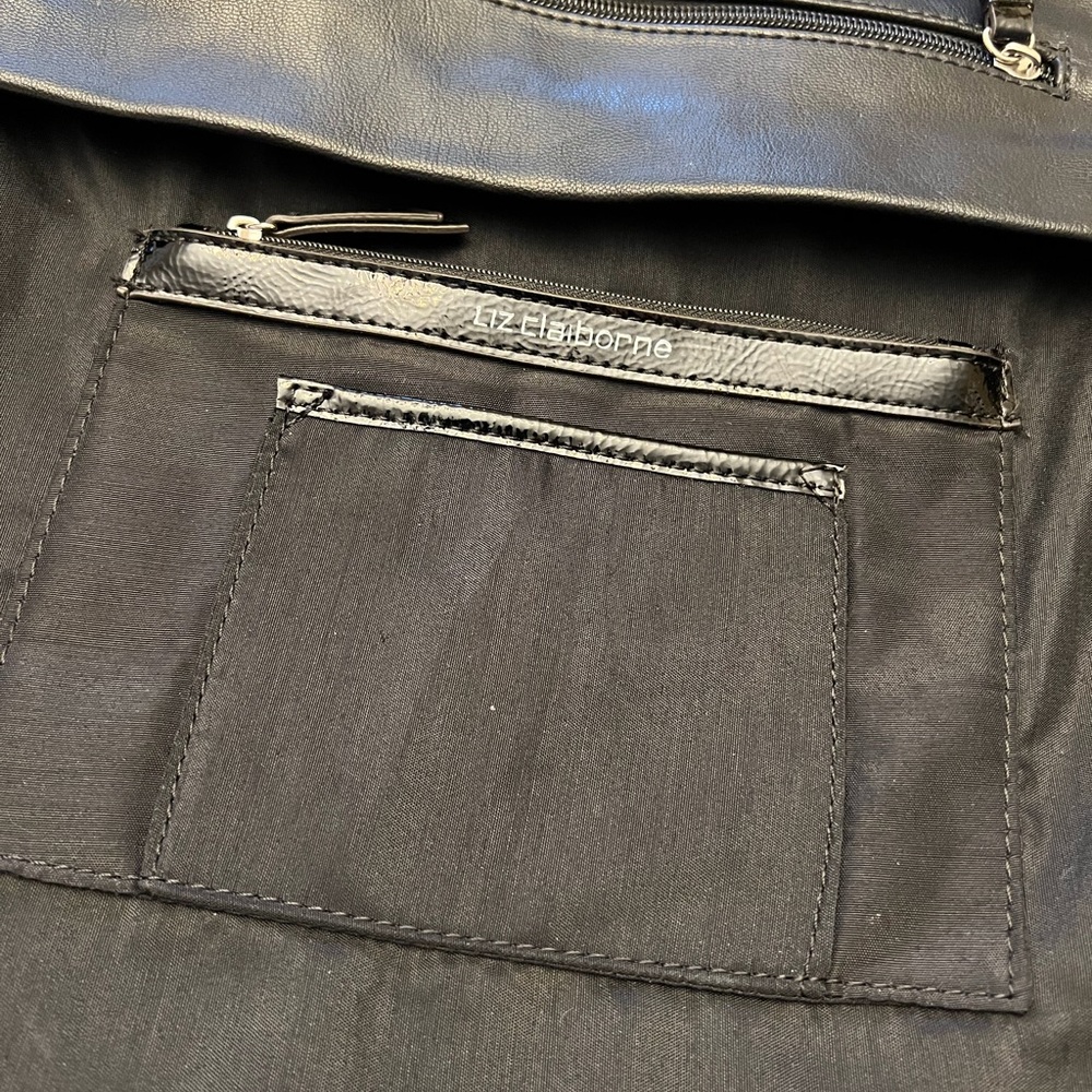 LIZ CLAIBORNE HANDBAG - Picture 7 of 16